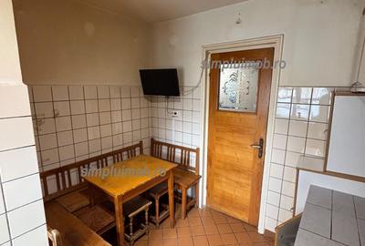 Decomandat 3 Camere Central Decebal - 12