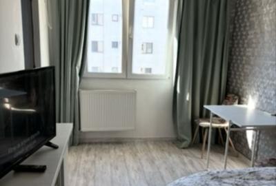 Închiriez garsonieră spațioasă și modernă, Piața Alba Iulia - 1