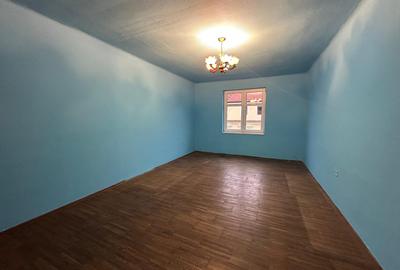 Apartament 3 camere - 95 mp - etaj 1 - zona Centrala - 9 Mai - 4
