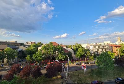 SUPERB AP. 2 CAM. DEC. LA 3-5 MIN. METROU ACADEMIA MILITARA - 1