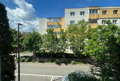 Apartament cu 2 camere decomandat, mobilat în Mărăști