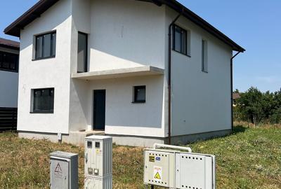 Vila cocheta in Ostratu - mai sunt de vanzare 2 - 20