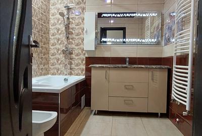 Apartament 3 camere Tractorul-Isaran,decomandat,175000 Euro - 8