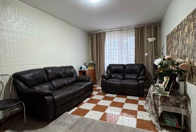 Apartament cu 4 camere semidecomandat, mobilat în Sebastian