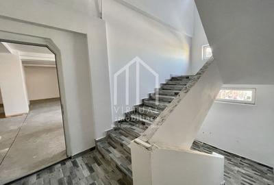 Spatiu comercial cu 8 camere, 5 bai, terasa - zona Centrala - 24