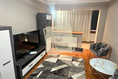 Apartament cu 3 camere decomandat, mobilat în Mihai Viteazul