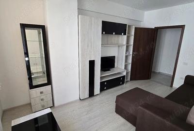 Apartament cu 2 camere decomandat în Apărătorii Patriei