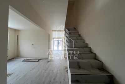 Duplex cu 4 camere în Moșnița Nouă