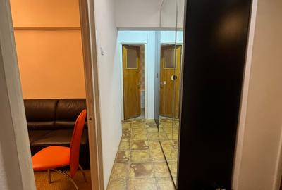 Apartament 3 camere de vânzare Tineretului, boiler, et 9/10 - 7