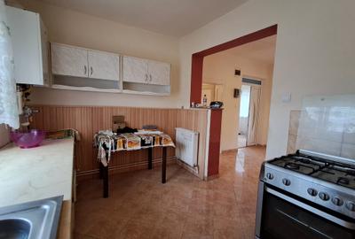 Casa individuala sup.construita 86 mp, teren 672 mp Apahida central - 3