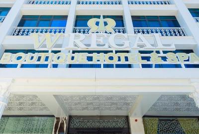 W REGAL Boutique Hotel & Spa – Mamaia - 1