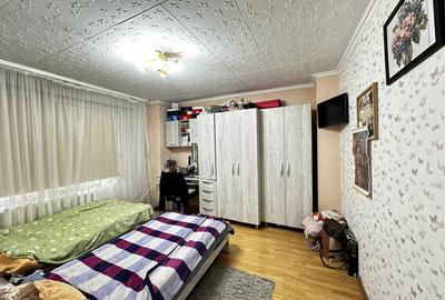 Apartament 3 camere Deco Sub-Stadion 2 Bai Balcon Etaj 2 Finisat Mobilat Utilat - 6