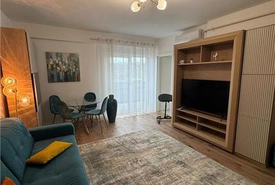 Garsonieră semidecomandată, mobilată în Bucium