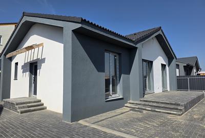 Casa individuala pe parter, teren 300mp, Sanpetru - 1