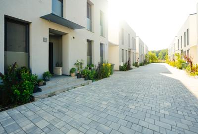 Casă individuală cu 4 camere în Pipera