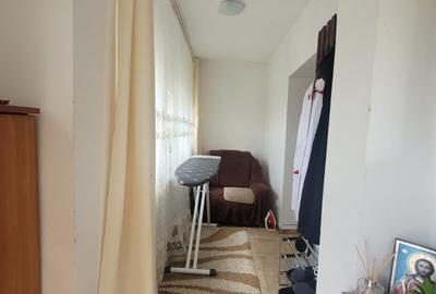 Valu lui Traian -casa 3 camere cu teren 300 mp -gaze la poarta 77900 euro - 26