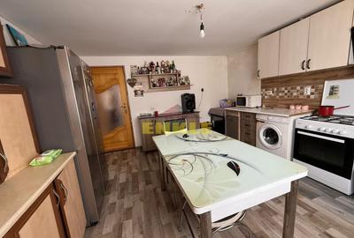 De vanzare casa in Hudum, teren generos. - 6