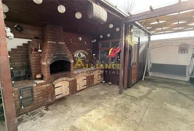 Duplex - 4 camere - 2 bai - 350mp teren - 4