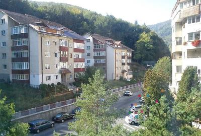 Apartament 3 camere decomandat - Răcădău - 1