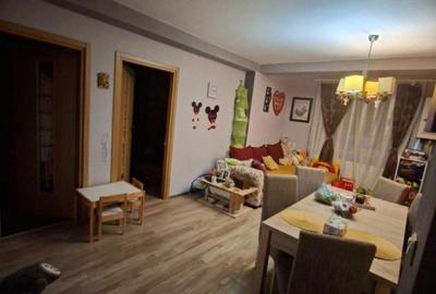 Apartament cu 2 camere decomandat, mobilat în Independenței