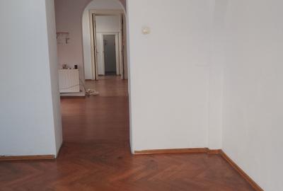 Inchiriere spatiu parter 3 camere Universitate - 5