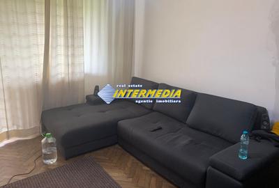 Apartament cu 2 camere semidecomandat în Cetate