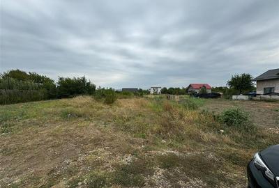 Teren intravilan in Golesti in suprafata de 731mp - 4