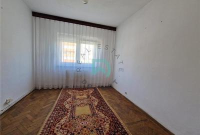 Apartament 3 camere, etaj intermediar,Tractorul, Brasov - 5