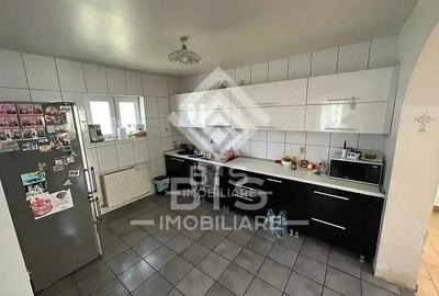 Casa spatioasa pe 3 nivele - Sigmir - 4