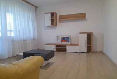 Apartament cu 2 camere decomandat, mobilat în Titan