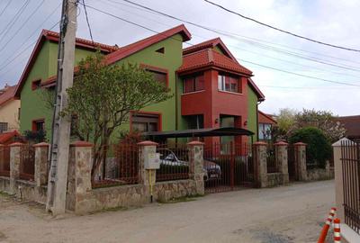 Casa cu 7 camere in zona rezidentiala - 2