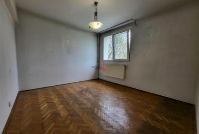 APARTAMENT 4 CAMERE ETAJ 1 FIX LANGA METROU, SCOALA SI PARC - 11