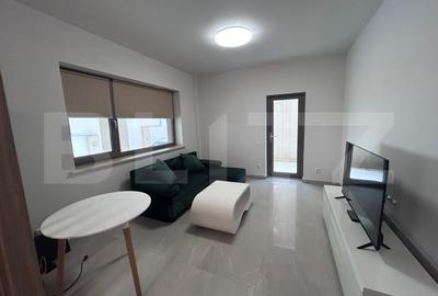Apartament cu 2 camere, mobilat în Central