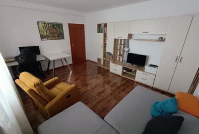 Bloc Nou/Girocului - Apartament decomandat cu 2 camere - 4