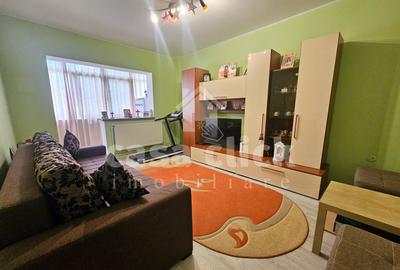 Apartament cu 2 camere decomandat, mobilat în Micro 14