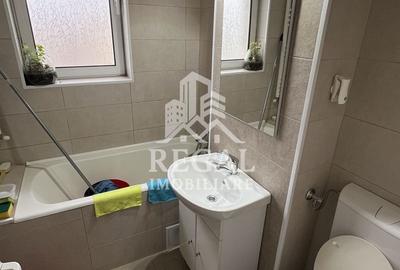 Apartament 3 camere de vânzare – Micro 4 | Decomandat | 57 mp - 7