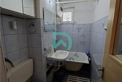 Apartament 3 camere Astra, decomandat, etaj intermediar,Calea Bucuresti - 19