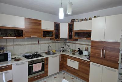 Nicolae Grigorescu, 10 minute metrou si parc IOR, pe strada Malva, - 2