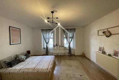 Afacere la cheie, 3 apartamente la casa, singur in curte - Central - 28
