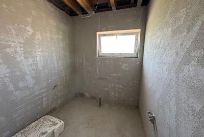 Duplex construit la standarde înalte de calitate la intrare in Corusu - 14