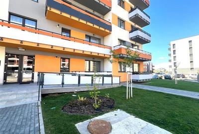 Apartament cu 2 camere decomandat, mobilat în Tractorul