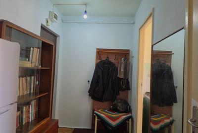 Apartament 2 camere liber la vanzare zona Astra str.Neptun etaj 3 balcon mare - 18