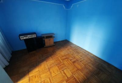 Apartament cu 2 camere, etajul 2/4, zona Podu Ros - 3