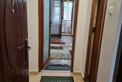 Garsonieră Tatarasi .complet mobilată și utilată, etajul 1 - 2