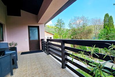 Proprietate Piatra Neamt- Vila cocheta cu garaj, beci si teren - 12