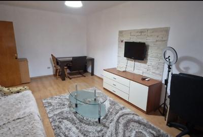 Apartament cu 2 camere decomandat în Lujerului