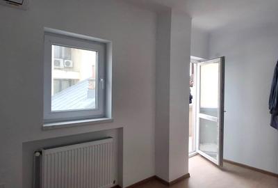 Cotroceni, Medicina, apartament luminos, 3/3, singur/nivel, terasa, ideal birou - 1