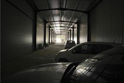 Spatiu comercial stradal, cu toate utilitatile stradal, la 100 m de A 1, pretabi - 23