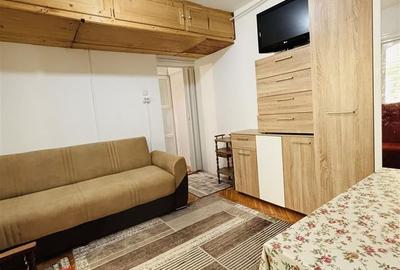 Garsonieră decomandată în Decebal