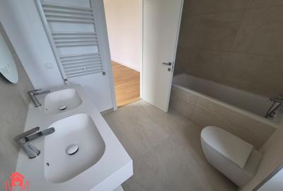 METROU LAMINORULUI (Meadows)- Vila cu priveliste catre lac, libera, comision 0% - 18